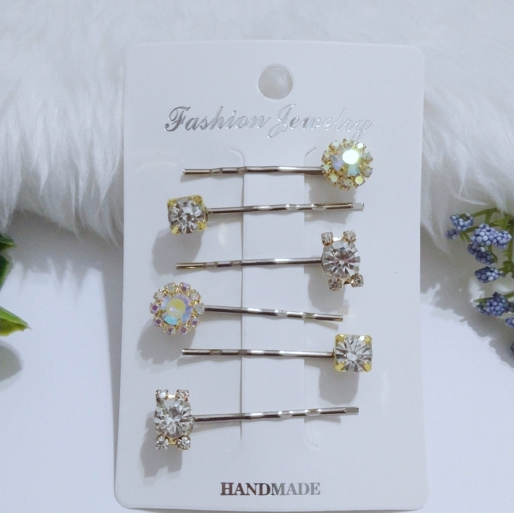 Rhinestone Hair Pin Set New!